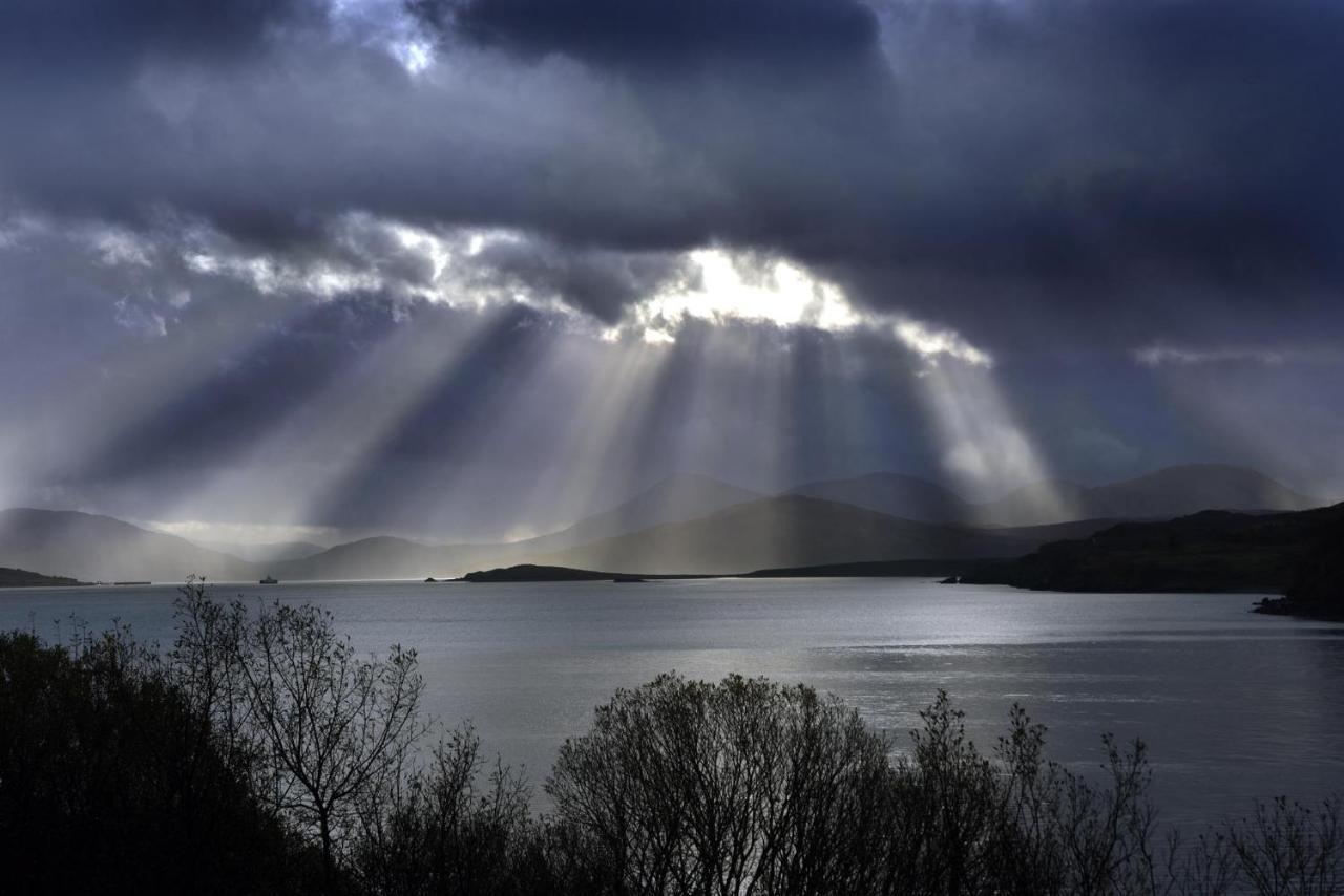 Skye Photo Centre Bed & Breakfast Camastianavaig Exterior photo